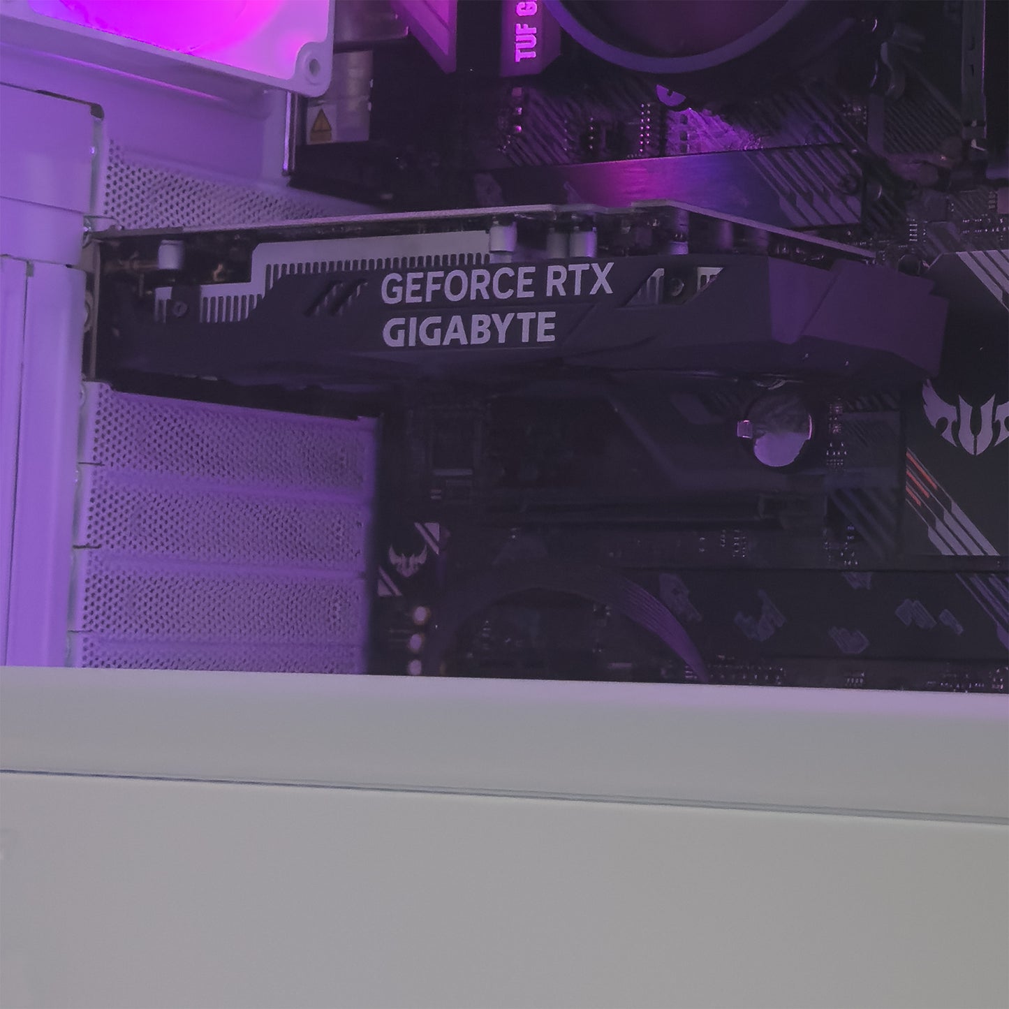 EagleTech Aurora (RTX 3050 / RTX 3060 / RTX 5060)